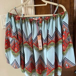 NWT ladies Medium Silk off the shoulder top by Nell Comfortable, brand new Nell